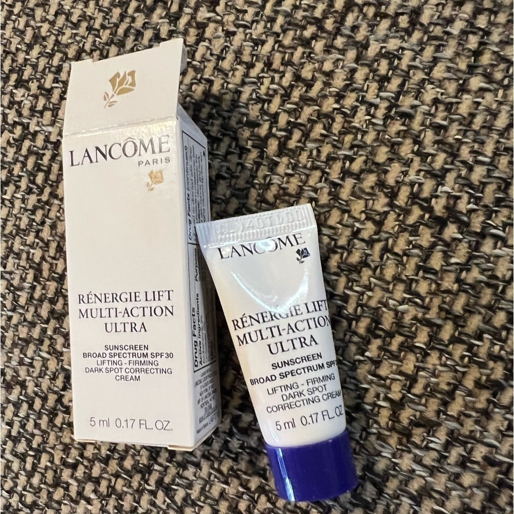Lancôme - Picture 3 of 8